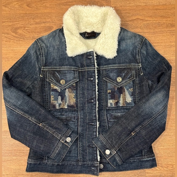 Citizens of Humanity Faux Fur Denim Jacket, Embroidered Front Pockets. Size 8 - Picture 4 of 14